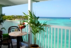 Verandah Resort: Blick von der Terrasse einer Waterfront Juniorsuite