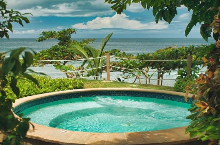 Whirlpool with sea view